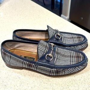 Men’s Navy tweed  Gucci horsebit loafers size 8.5